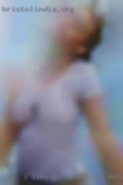 I like girls wanting more a hard cock and wetpussy.