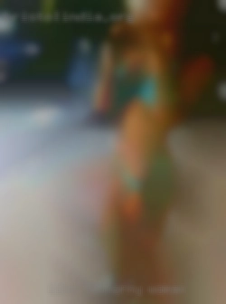 Like to be pleasured, gentle horny woman  and sweet.