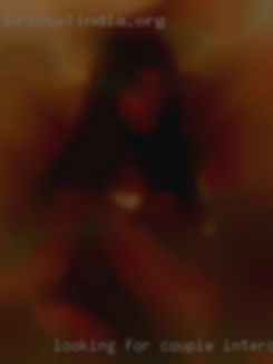 Looking couple Intercourse for straight, unmarried FWB.